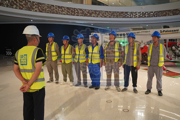 江城清洗：點亮萬象城鳳凰燈