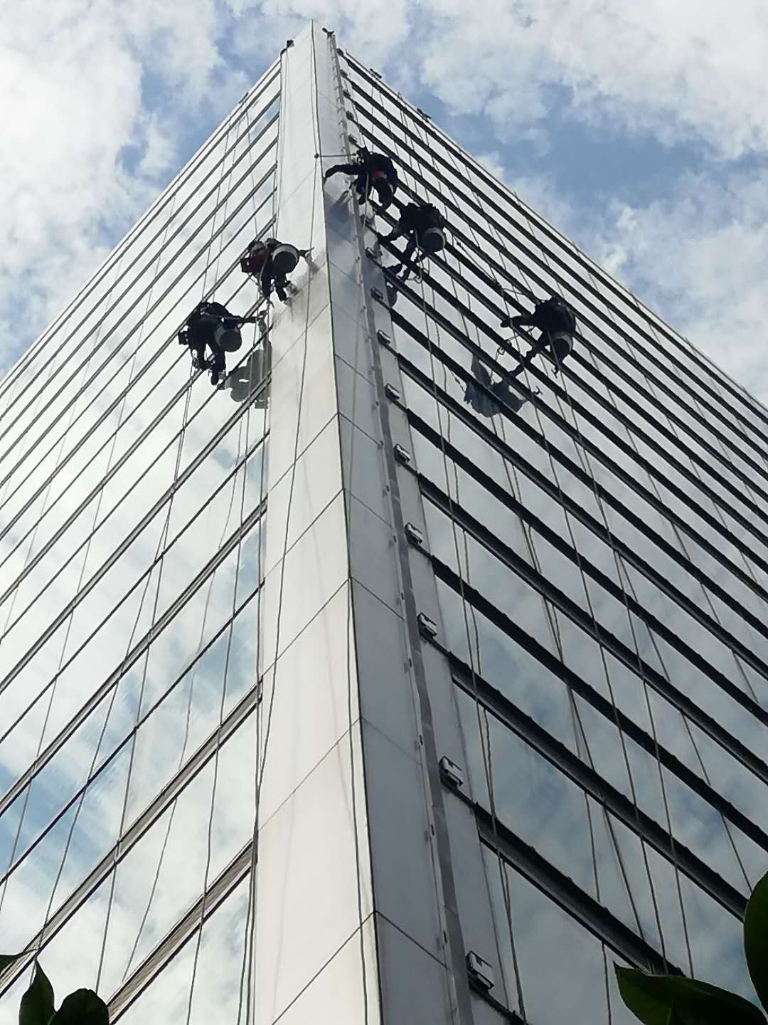 武漢外墻清洗——武漢規劃研究院案例